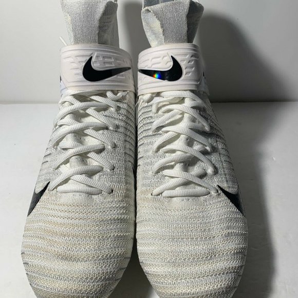 Men's Nike Alpha Menace Elite 2 Football Cleats AO - Picture 3 of 5
